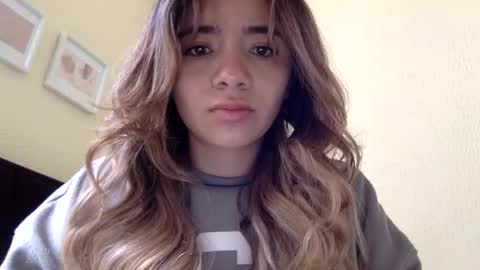 Snapshot of majo_gomezz chatting on June 7, 2026, 2:32 pm majo_gomezz online show from June 7, 2026, 2:32 pm
