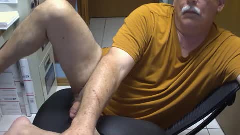 majormike34 online show from April 16, 2026, 4:13 am