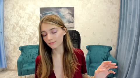 Chloe online show from January 31, 2025, 3:41 am