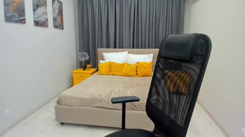 Chloe online show from February 26, 2025, 2:26 am