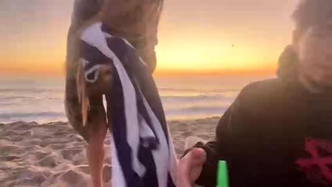 Snapshot of makeithott chatting on November 1, 2025, 1:18 am makeithott online show from November 1, 2025, 1:18 am