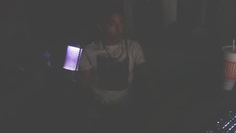Snapshot of makhulu0 chatting on June 1, 2026, 4:36 am makhulu0 online show from June 1, 2026, 4:36 am