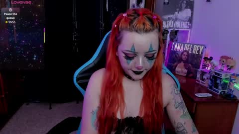 Snapshot of maki33_ chatting on April 13, 2026, 8:03 pm petite clown online show from April 13, 2026, 8:03 pm