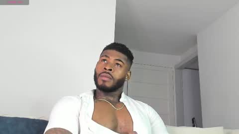 Snapshot of makonneen chatting on June 11, 2026, 2:33 am Makonnen online show from June 11, 2026, 2:33 am