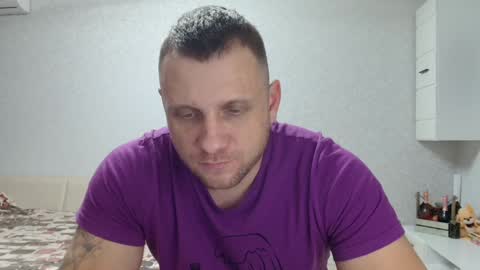 malchyshka online show from December 11, 2024, 3:37 pm
