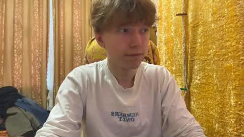 Snapshot of malcolm_yang chatting on April 21, 2026, 5:03 am Tom and Mark 3 online show from April 21, 2026, 5:03 am