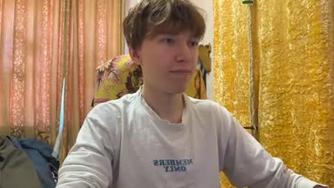 Snapshot of malcolm_yang chatting on April 23, 2026, 4:14 am Tom and Mark 3 online show from April 23, 2026, 4:14 am