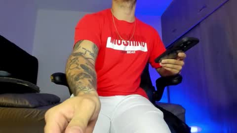 ADAM         online show from October 22, 2025, 7:46 pm