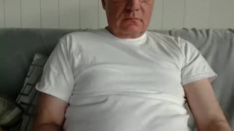 Snapshot of male_toy2 chatting on May 16, 2026, 6:50 pm male_toy2 online show from May 16, 2026, 6:50 pm