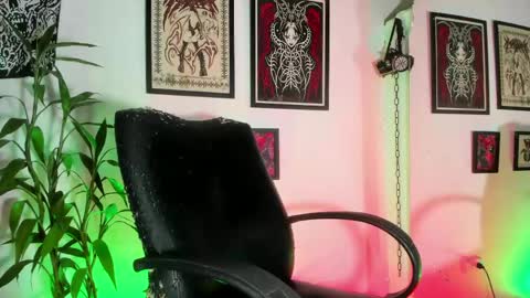 maledicta__insana online show from May 28, 2026, 3:26 am