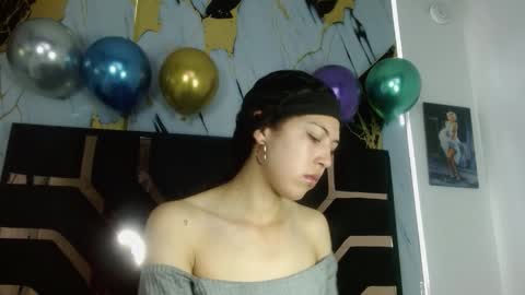 malejacs01 online show from September 24, 2025, 12:19 pm