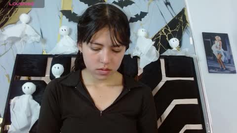 malejacs01 online show from October 17, 2025, 11:46 am