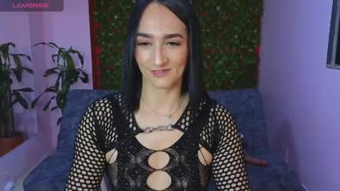 malen_fitnessmilf online show from May 13, 2026, 7:33 pm