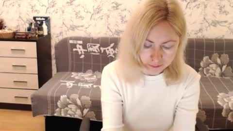 Malena online show from October 21, 2025, 6:58 am