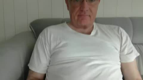 maletoysub online show from June 28, 2026, 5:19 pm