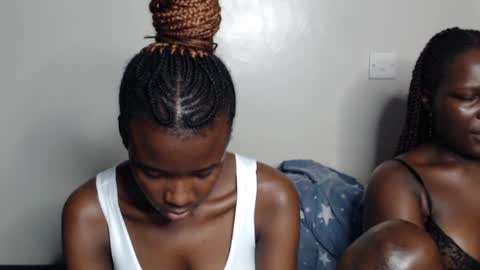 Snapshot of malia_latifa chatting on June 16, 2026, 12:30 pm lati online show from June 16, 2026, 12:30 pm