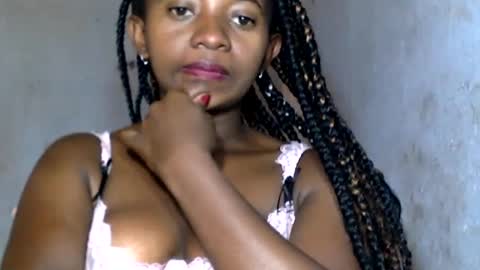 Snapshot of malinah01 chatting on December 11, 2024, 8:04 am malinah01 online show from December 11, 2024, 8:04 am