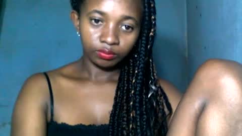 Snapshot of malinah01 chatting on December 18, 2024, 3:55 pm malinah01 online show from December 18, 2024, 3:55 pm