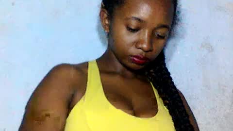 Snapshot of malinah01 chatting on December 28, 2024, 8:37 am malinah01 online show from December 28, 2024, 8:37 am