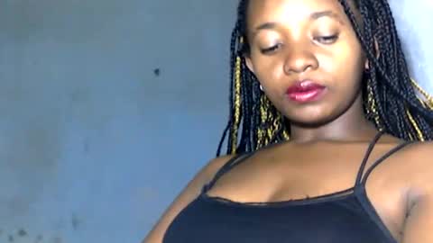 Snapshot of malinah01 chatting on January 6, 2025, 3:51 pm malinah01 online show from January 6, 2025, 3:51 pm