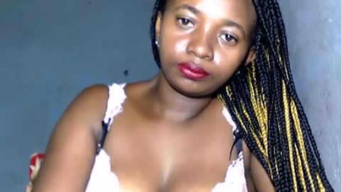 Snapshot of malinah01 chatting on January 7, 2025, 5:31 pm malinah01 online show from January 7, 2025, 5:31 pm