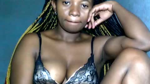 Snapshot of malinah01 chatting on January 11, 2025, 12:22 am malinah01 online show from January 11, 2025, 12:22 am
