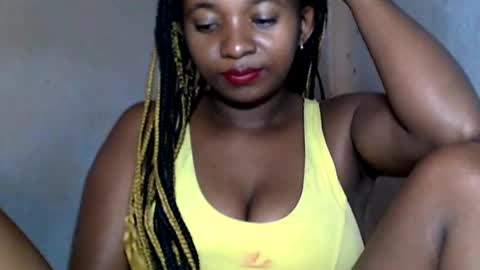 Snapshot of malinah01 chatting on January 12, 2025, 9:30 am malinah01 online show from January 12, 2025, 9:30 am