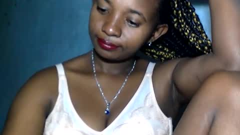 Snapshot of malinah01 chatting on January 20, 2025, 4:01 pm malinah01 online show from January 20, 2025, 4:01 pm