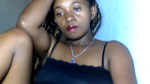 Snapshot of malinah01 chatting on January 21, 2025, 9:24 am malinah01 online show from January 21, 2025, 9:24 am
