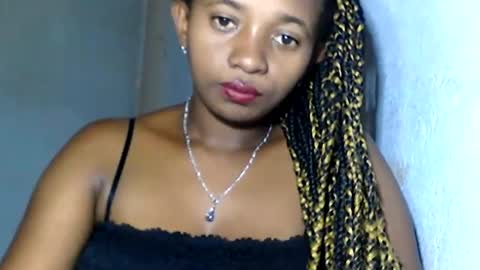 Snapshot of malinah01 chatting on January 21, 2025, 1:00 pm malinah01 online show from January 21, 2025, 1:00 pm