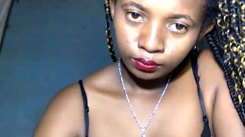 Snapshot of malinah01 chatting on January 26, 2025, 8:03 am malinah01 online show from January 26, 2025, 8:03 am