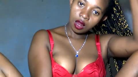 Snapshot of malinah01 chatting on January 27, 2025, 10:38 am malinah01 online show from January 27, 2025, 10:38 am