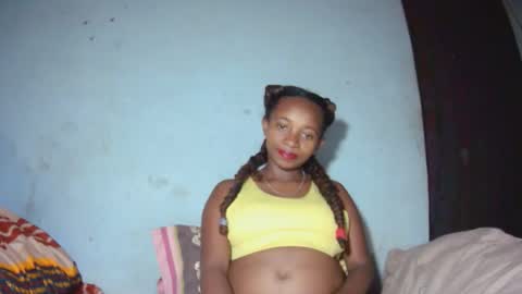 Snapshot of malinah01 chatting on September 18, 2025, 6:43 pm malinah01 online show from September 18, 2025, 6:43 pm