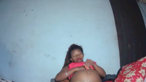 Snapshot of malinah01 chatting on September 21, 2025, 5:03 pm malinah01 online show from September 21, 2025, 5:03 pm