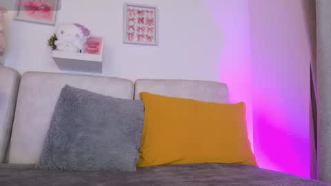 Snapshot of malka_burning chatting on May 1, 2026, 8:13 pm Malka online show from May 1, 2026, 8:13 pm
