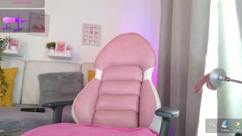 Snapshot of malka_burning chatting on May 29, 2026, 8:18 pm Malka online show from May 29, 2026, 8:18 pm