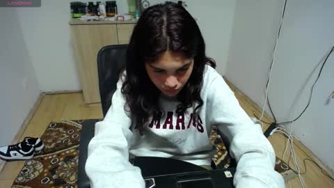 mallorymyers online show from September 17, 2025, 7:04 pm