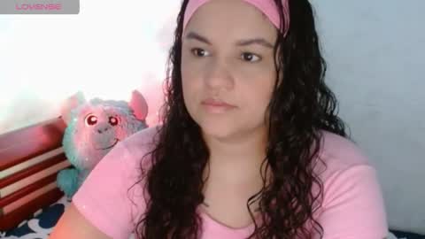 MI INSTAGRAM soy glory01 online show from April 22, 2026, 9:27 pm