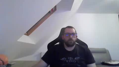 breton online show from January 1, 2025, 5:22 pm