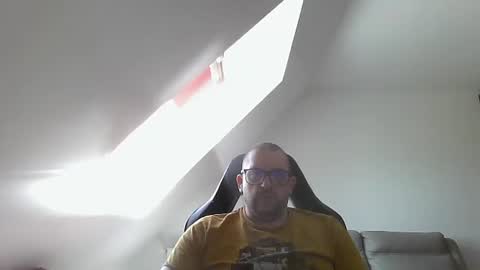 breton online show from April 19, 2026, 11:20 am