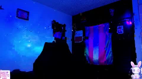   online show from April 5, 2026, 5:04 am