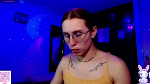 Snapshot of malud_09 chatting on April 26, 2026, 7:06 am online show from April 26, 2026, 7:06 am