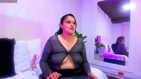 Milu online show from April 10, 2026, 3:45 am