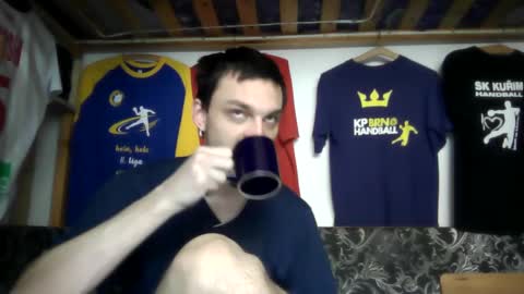 mamamia1789 online show from January 9, 2025, 9:06 am