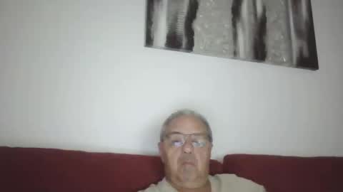 OLDMANFREE online show from October 16, 2025, 12:44 am