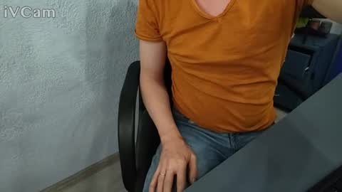 Snapshot of man_liketostroke chatting on June 16, 2026, 10:07 am Al online show from June 16, 2026, 10:07 am