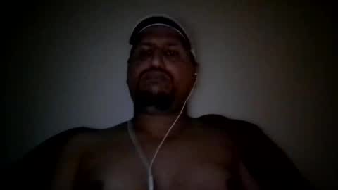 Snapshot of man_new chatting on February 19, 2025, 6:43 pm Man new online show from February 19, 2025, 6:43 pm