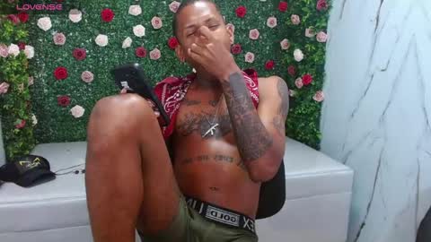 man_san11 online show from November 12, 2025, 5:24 pm