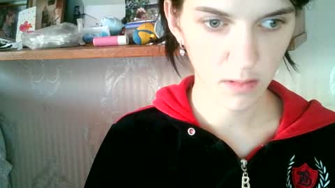 Snapshot of mandari_lukc chatting on June 18, 2026, 12:42 pm Mandari lukc online show from June 18, 2026, 12:42 pm