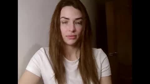 MandiBrooks online show from November 28, 2025, 7:38 pm